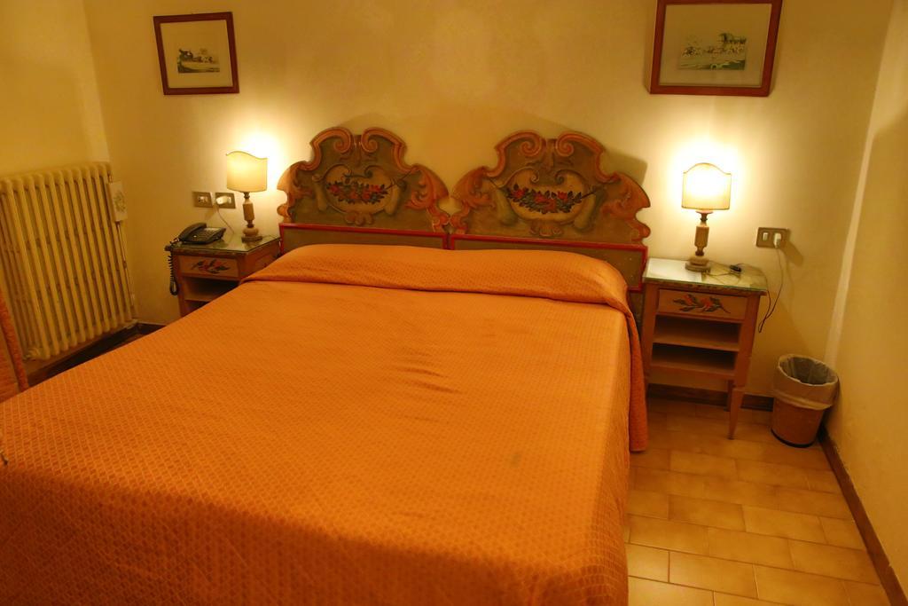 Hotel Villa Le Rondini Firenze Bagian luar foto