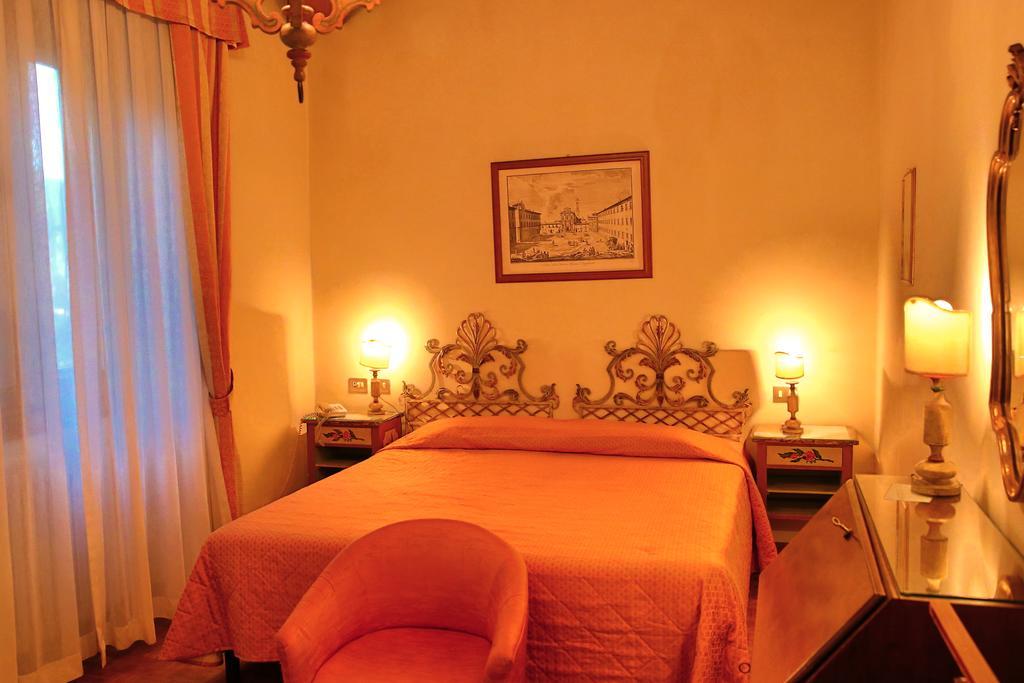 Hotel Villa Le Rondini Firenze Bagian luar foto
